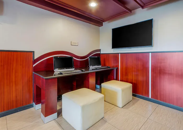 Best Western Plus Poconos